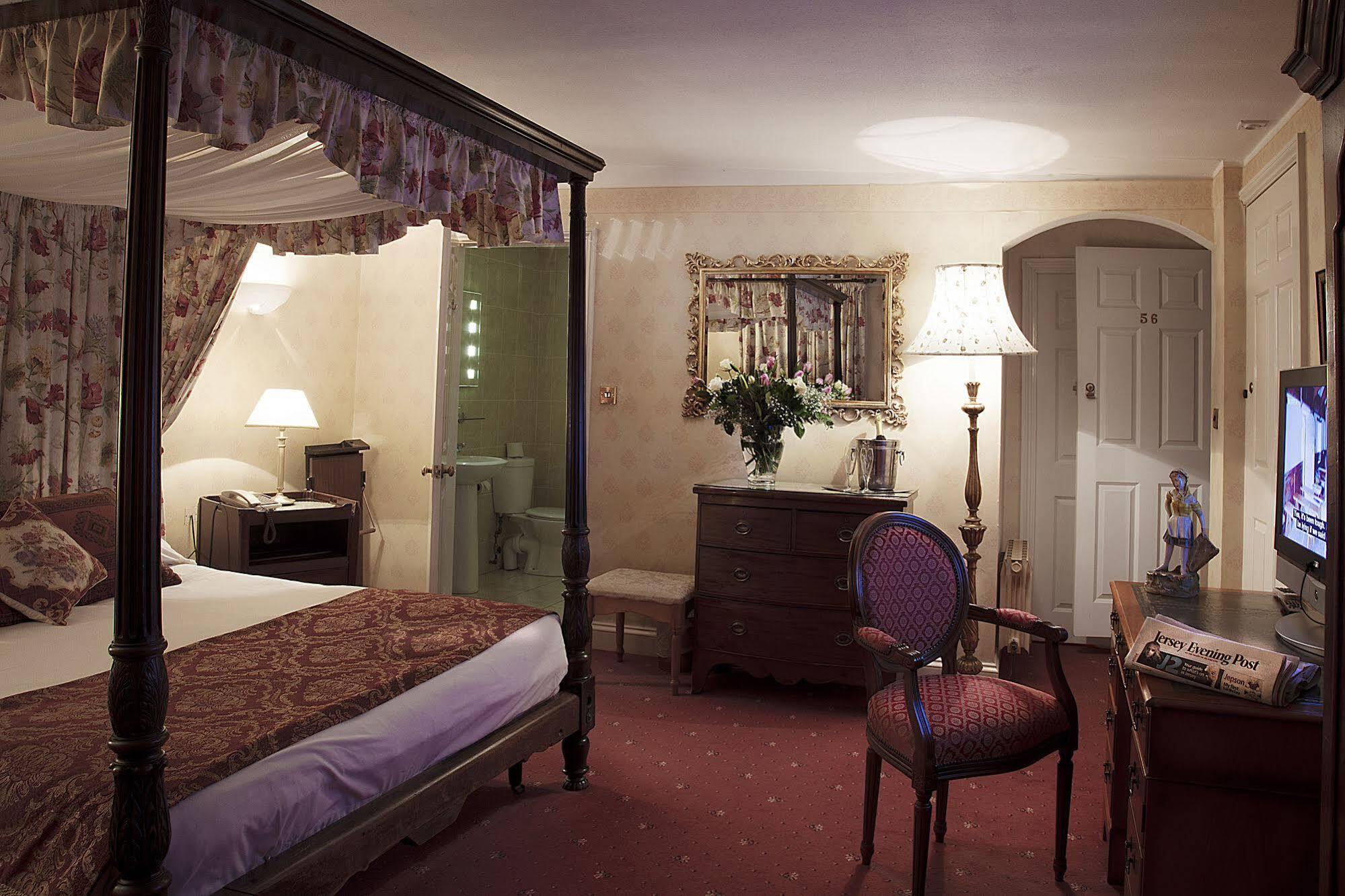 The Revere Hotel Ст. Хейлир Джерси Экстерьер фото